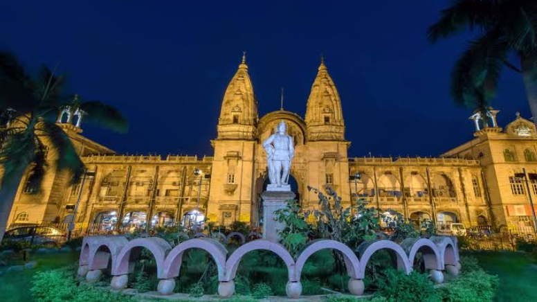 Khanderao Market Building, Vadodara, Gujarat - Vushii.com Khanderao Market Building, Vadodara, Gujarat - Vushii.com